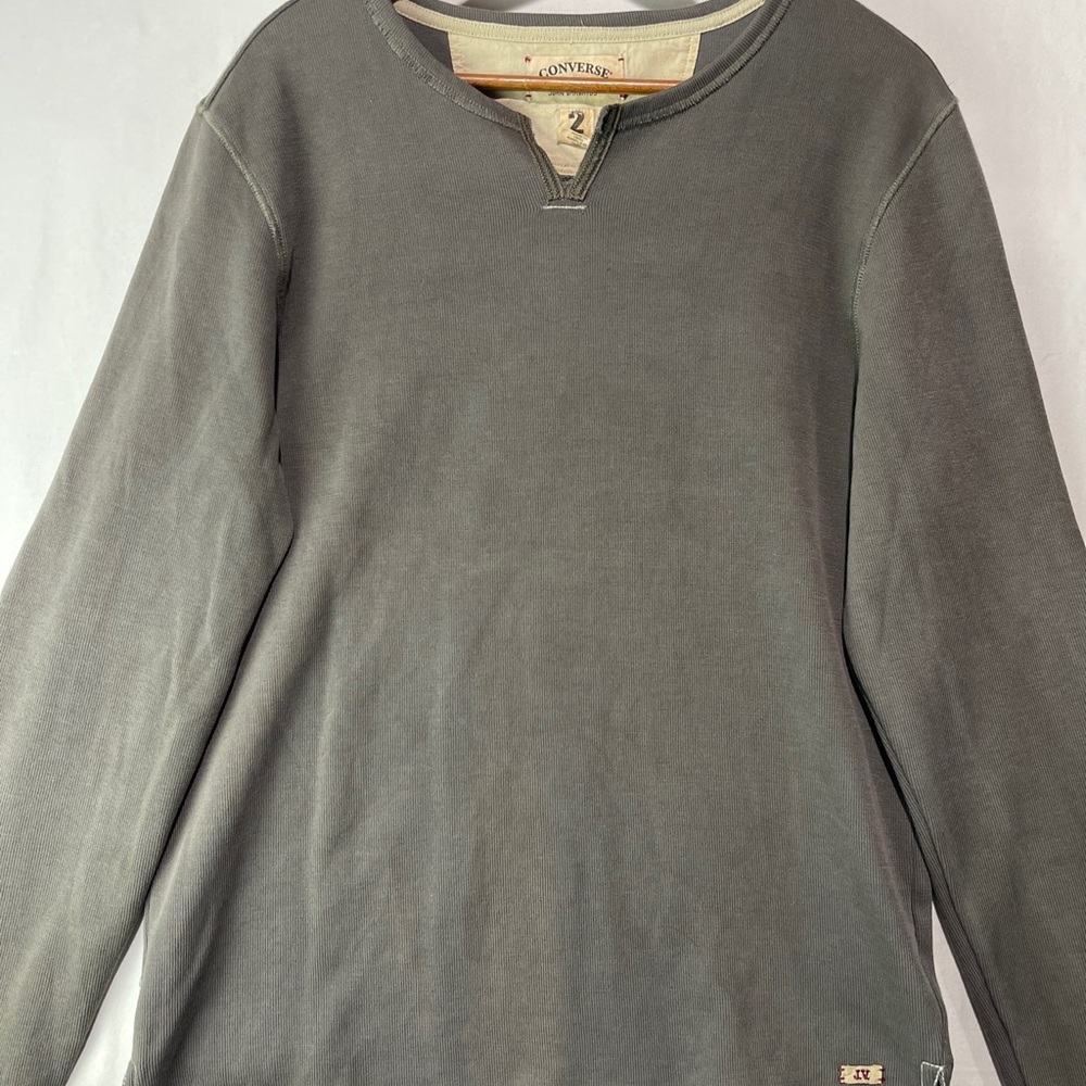 Converse x John Varvatos Henley V-neck Shirt Men’s Medium Long Sleeve Gray Worn.